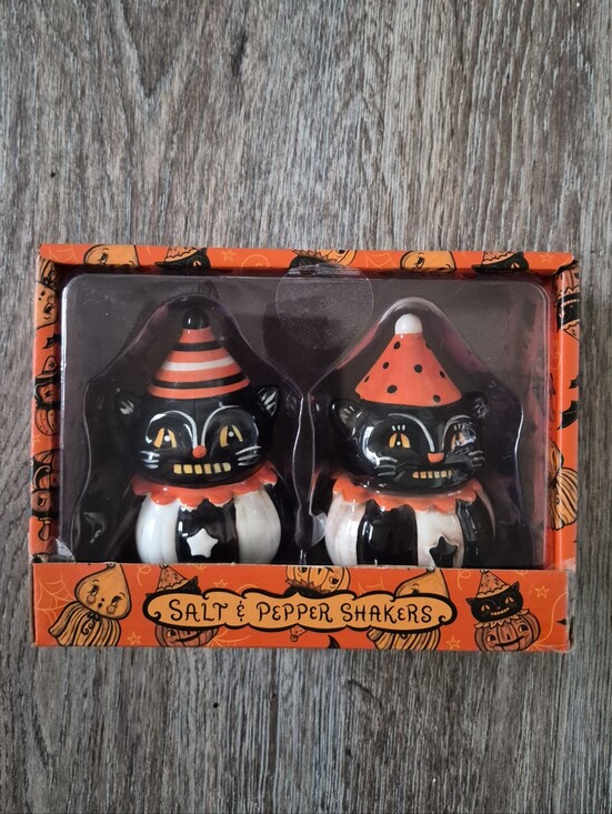 Joanna Parker Other - Joanna Parker Halloween Black Cat Salt and Pepper Shakers, New!